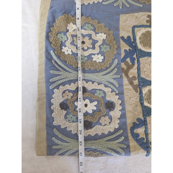 Pottery Barn Azra Embroidered Pillow‎ Cover 24 x 24 - Picture 8 of 16